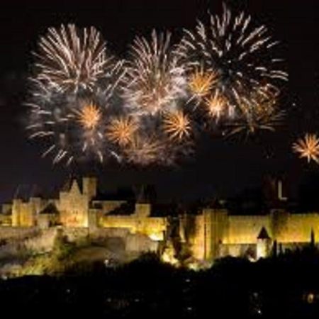 Au Pied De La Cite Lejlighed Carcassonne Eksteriør billede